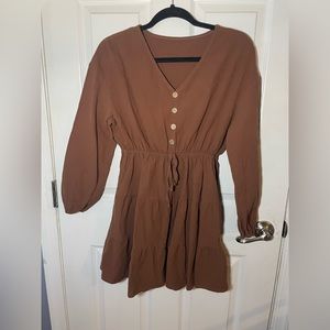Long-sleeve button dress